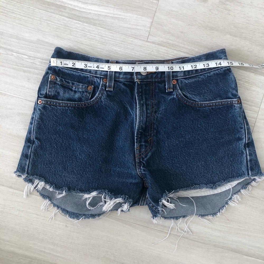 505 Levi’s - Picture 10 of 11